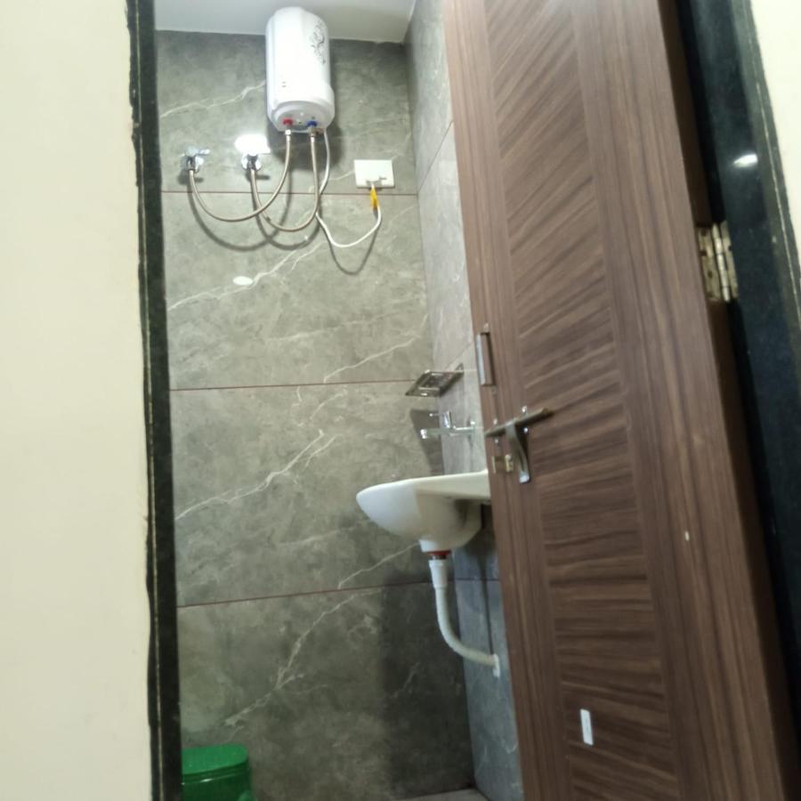 Hotel Mansarovar,Вадодара Экстерьер фото